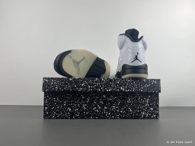 'WHITE AIR JORDAN DD0587-110 5 BLACK' RETRO 0727